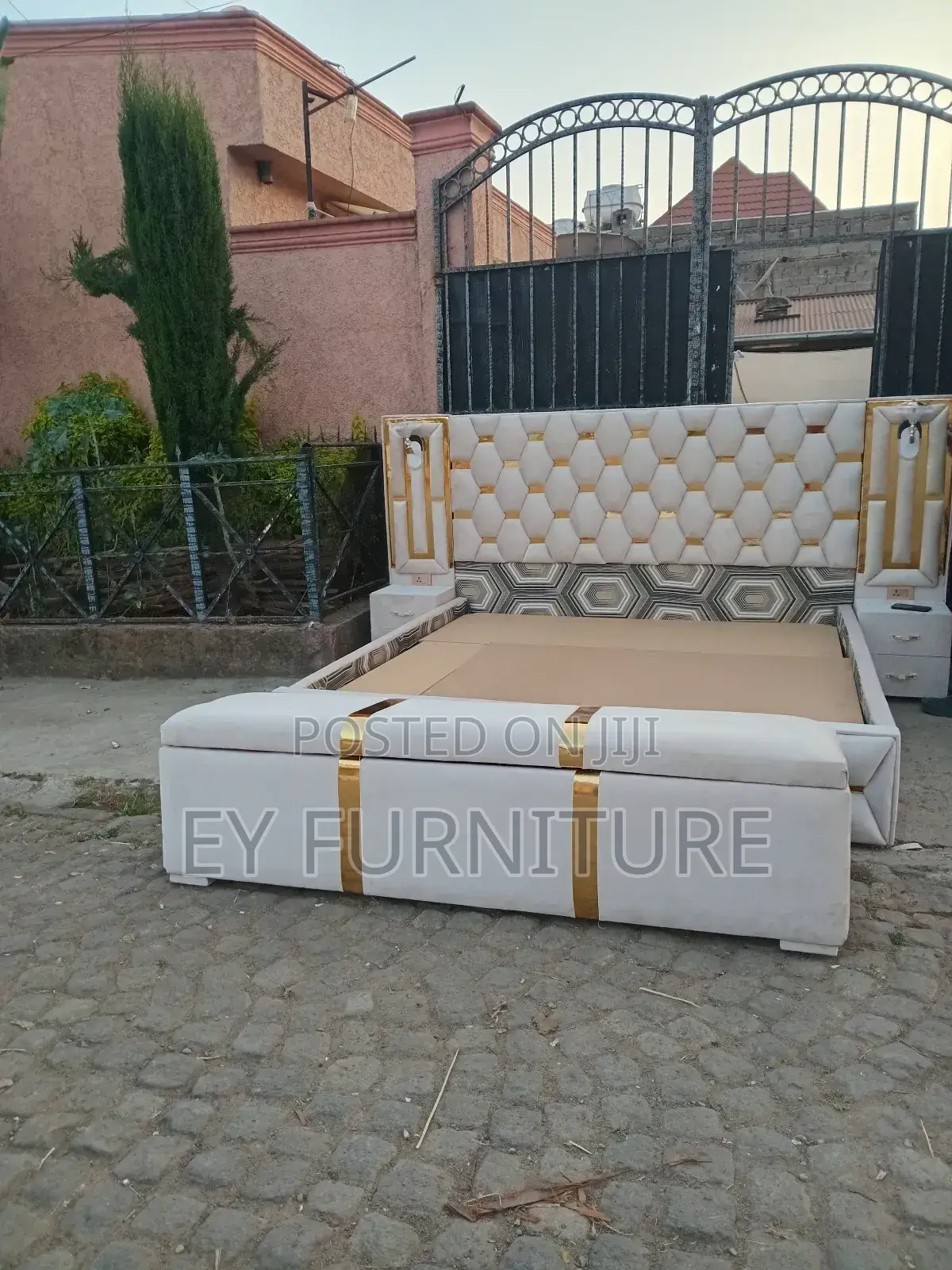 Modern Alga የራስጌ መብራት ያለው