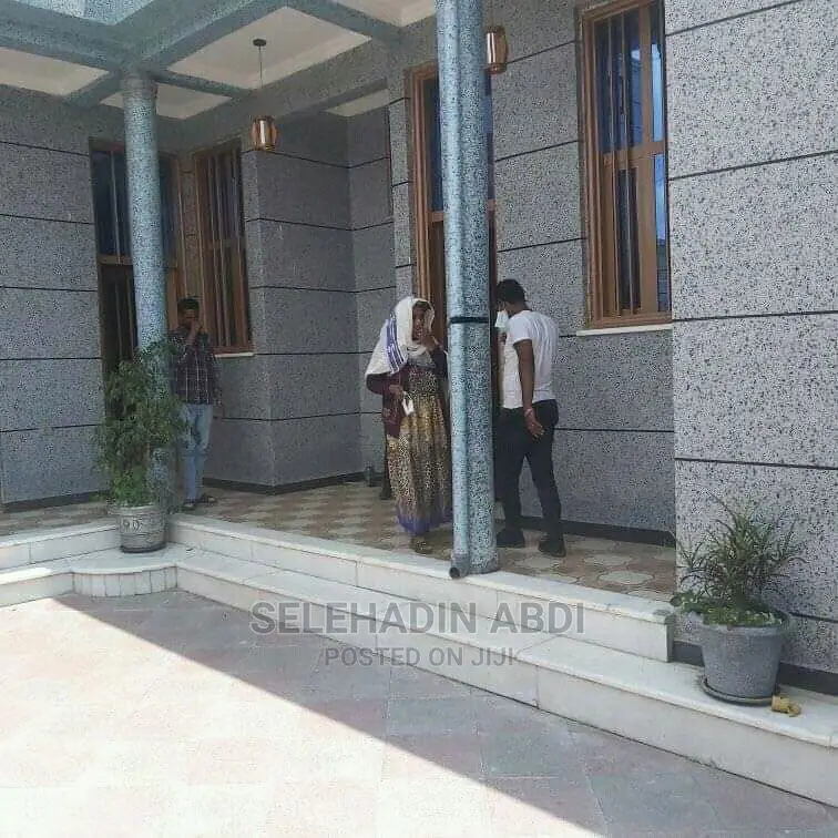 Furnished 4bdrm House in Dukem, East Shewa for Sale