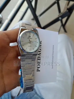 የወንድ Poedagar Timeless. Refined