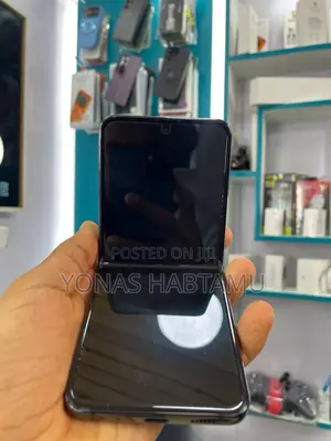 New Samsung Galaxy Z Flip4 512 GB Pink