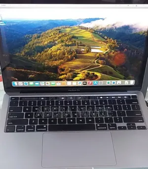 New Laptop Apple MacBook Pro 2020 16GB Intel Core I7 SSD 512GB