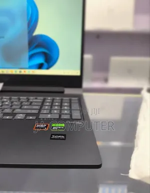 New Laptop HP Victus 16 16GB AMD Ryzen 7 SSD 1T