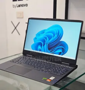 New Laptop Lenovo LOQ 15IRH8 16GB AMD Ryzen 7 SSD 512GB