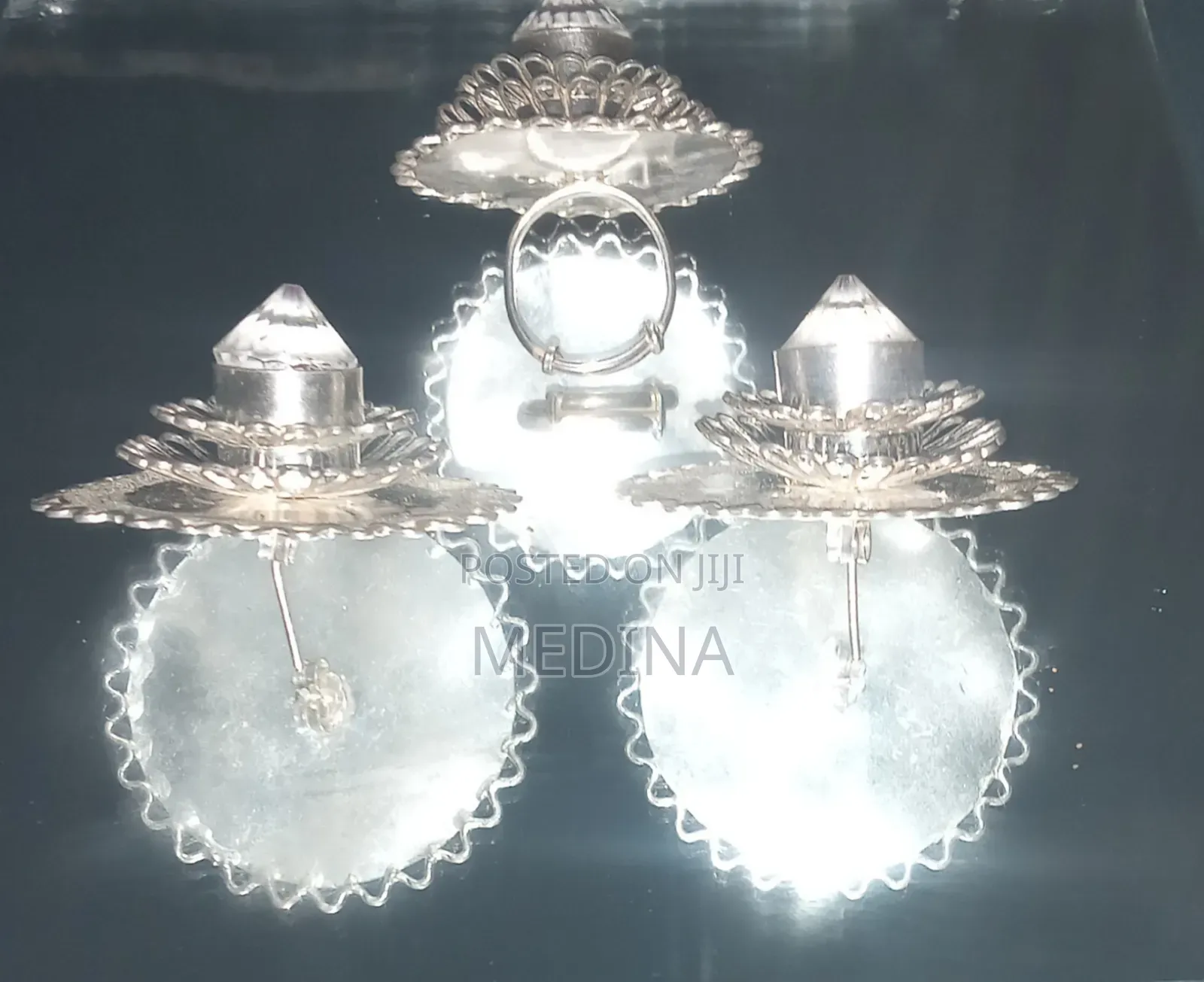 Complete Earing Ring