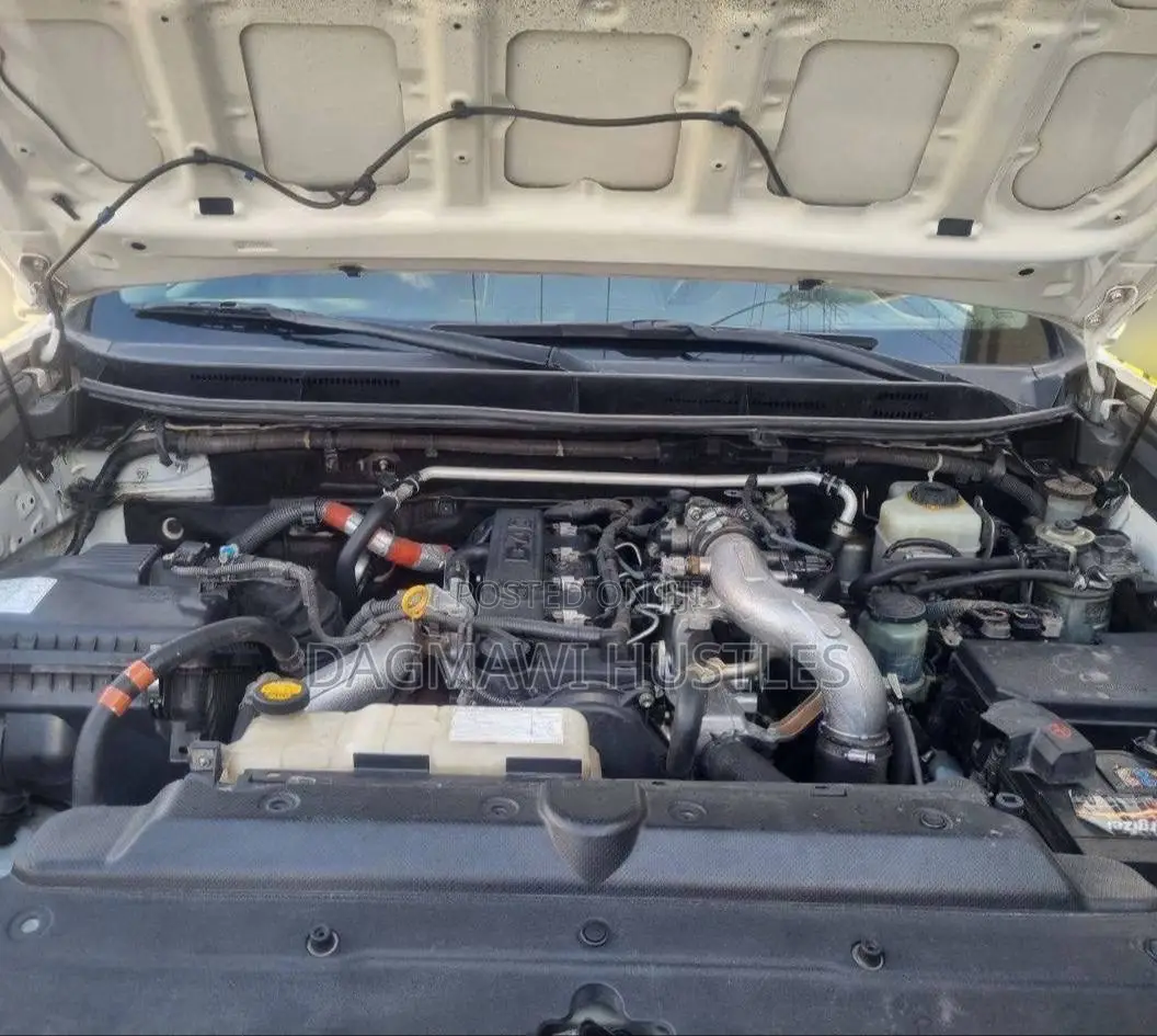 Toyota Land Cruiser Prado 3.0 TD 2013 White