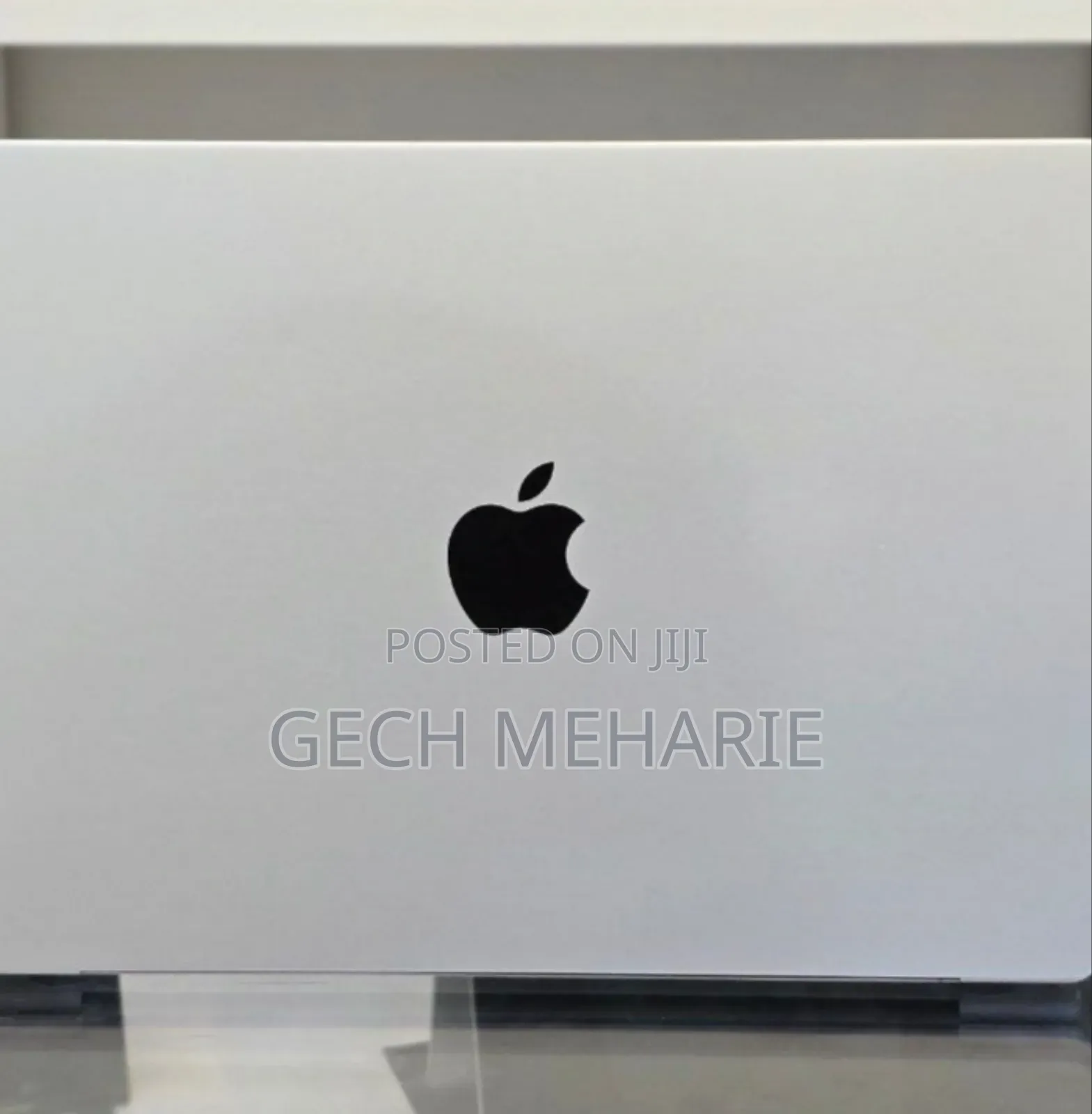 New Laptop Apple MacBook Pro M1 16GB Apple M1 Pro SSD 512GB