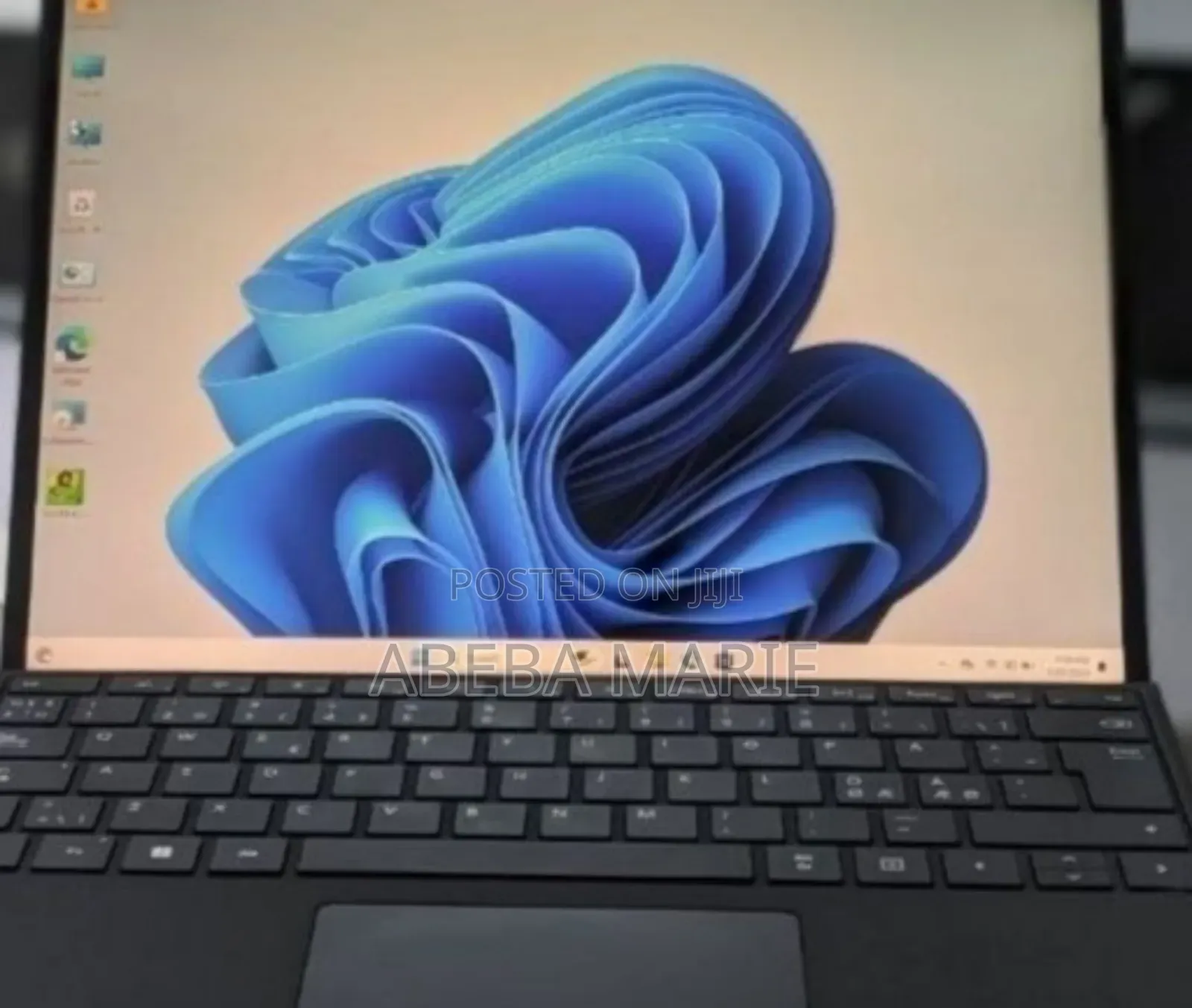 New Laptop Microsoft Surface Pro 9 16GB Intel Core I5 SSD 256GB