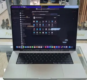 New Laptop Apple MacBook Pro M1 16GB Apple M1 Pro SSD 512GB