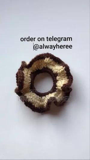 Photo - Scrunchies የፀጉር ማስያዣዎች