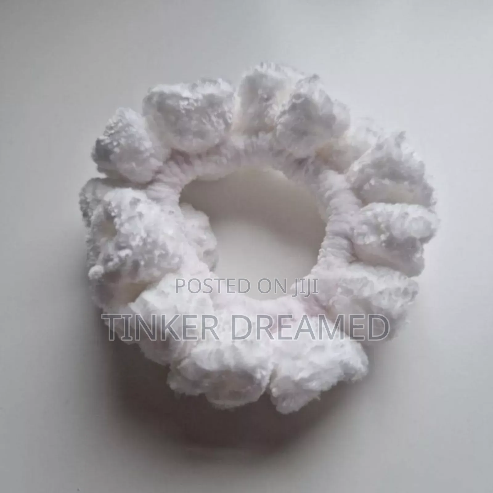 Scrunchies የፀጉር ማስያዣዎች