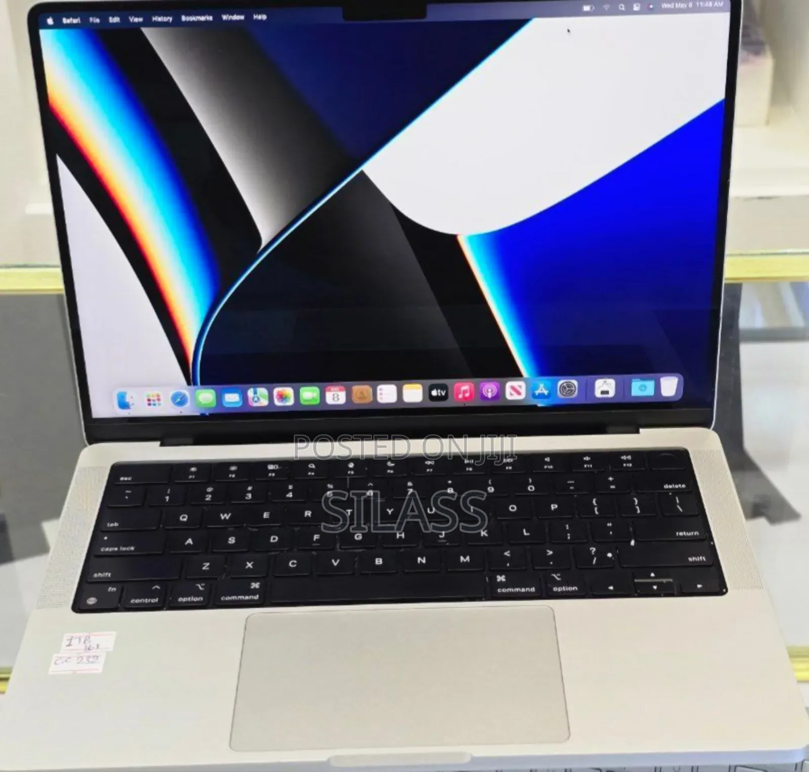 New Laptop Apple MacBook Pro M1 16GB Apple M1 Pro SSD 512GB