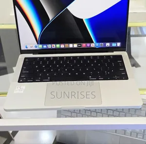 New Laptop Apple MacBook Pro M1 16GB Apple M1 Pro SSD 512GB