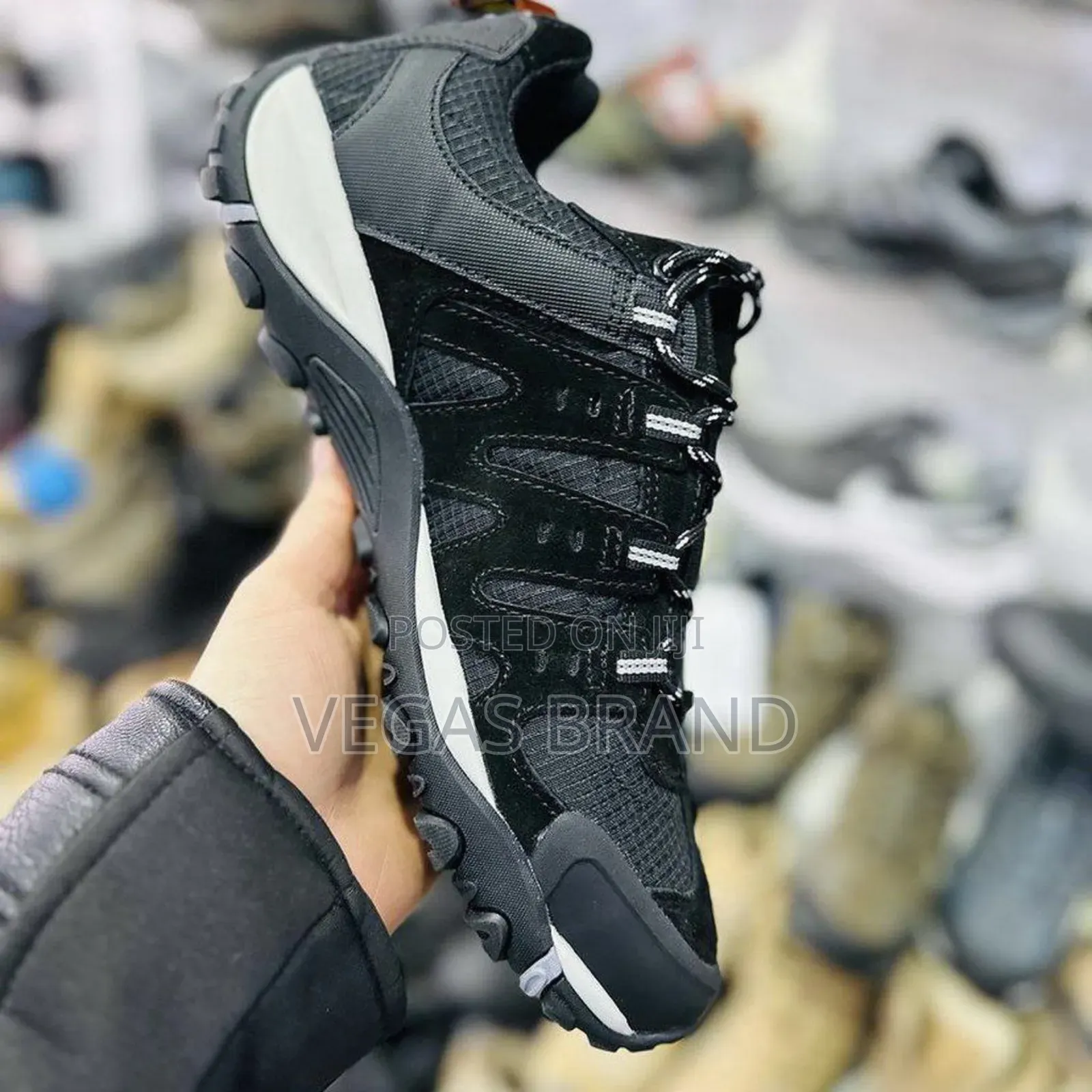 Columbia Waterproof Low Black Master Quality Shoes