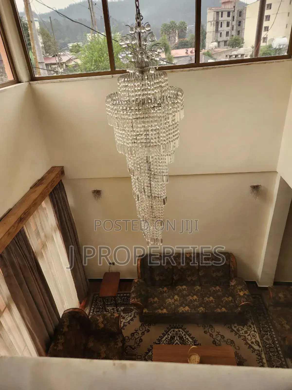 Furnished 5bdrm Townhouse / Terrace in Arada for rent