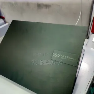 New Laptop Asus VivoBook 15 X505BA 16GB Intel Core I9 SSD 512GB