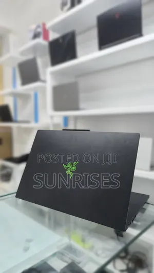 New Laptop Razer Blade Pro 32GB Intel Core i7 SSD 1T