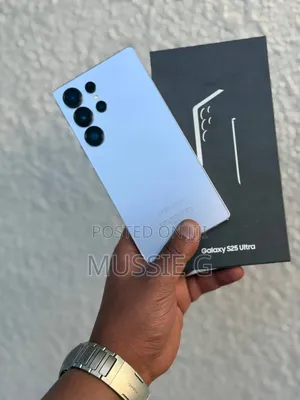 Photo - New Samsung Galaxy S25 Ultra 256 GB Gray