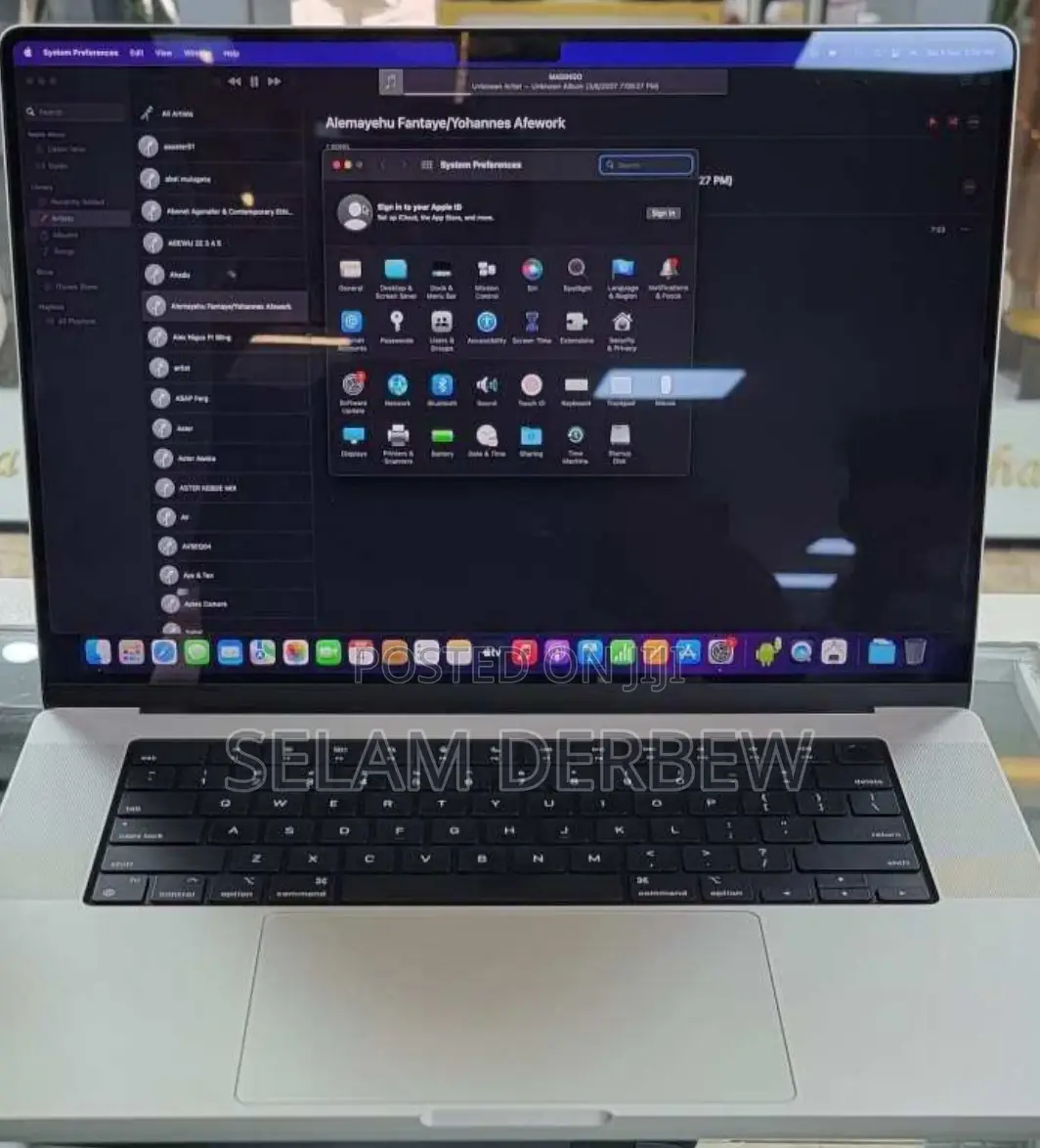 New Laptop Apple MacBook Pro M1 16GB Apple M1 SSD 512GB