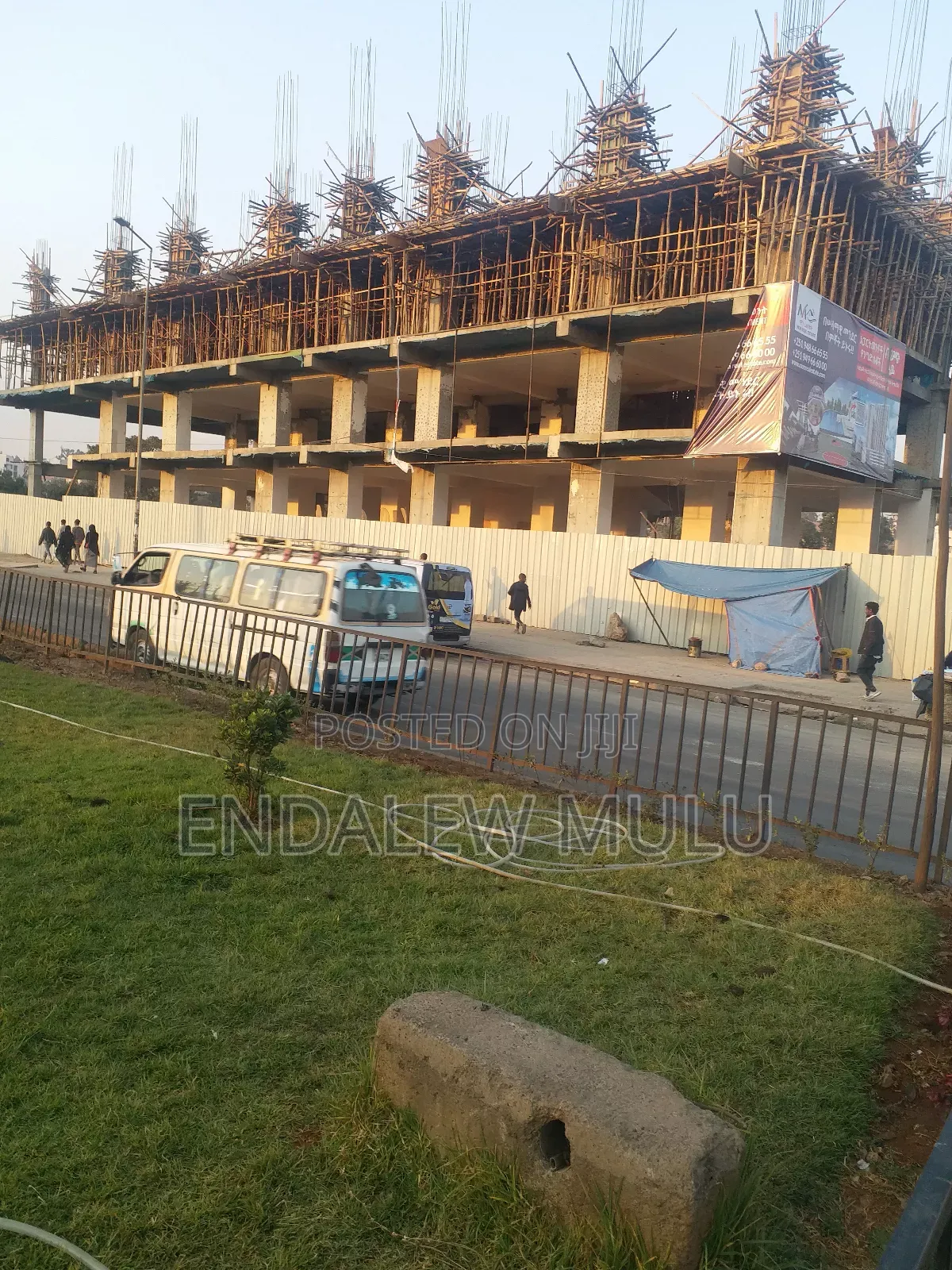 80% ያለቁ የንግድ ሱቆች ሞል ላይ በ 20% ቅድመ ክፍያ ብቻ