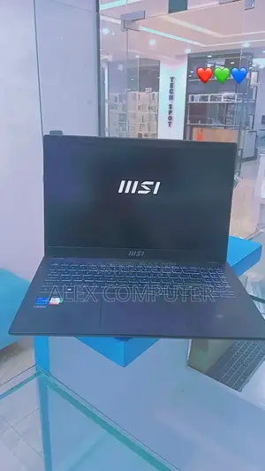 New Laptop MSI Modern 14 16GB Intel Core I7 SSD 512GB