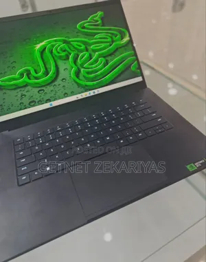 New Laptop Razer Blade 32GB Intel Core I7 SSD 1T