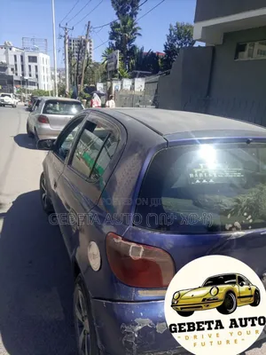 Photo - Toyota Vitz 2000 Blue