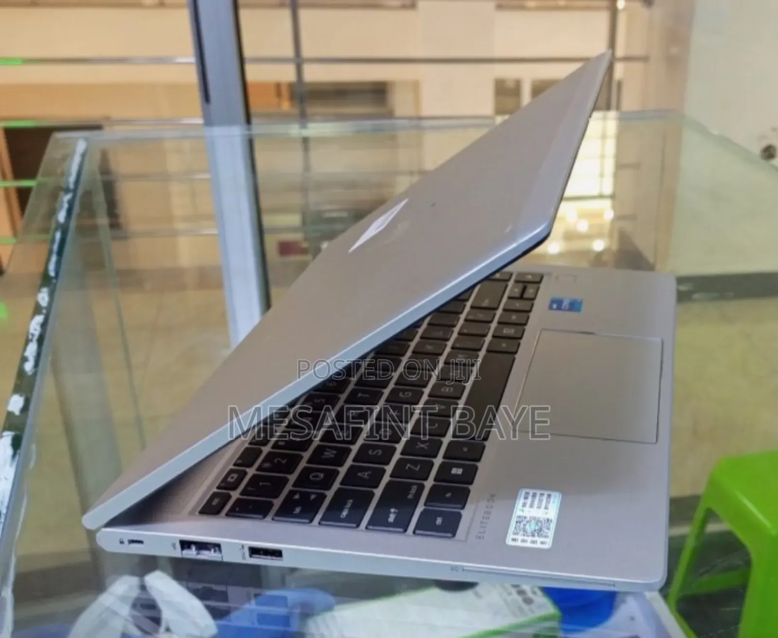 New Laptop HP EliteBook 840 10 24GB Intel Core I5 SSD 1T
