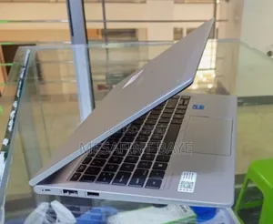 New Laptop HP EliteBook 840 10 24GB Intel Core I5 SSD 1T