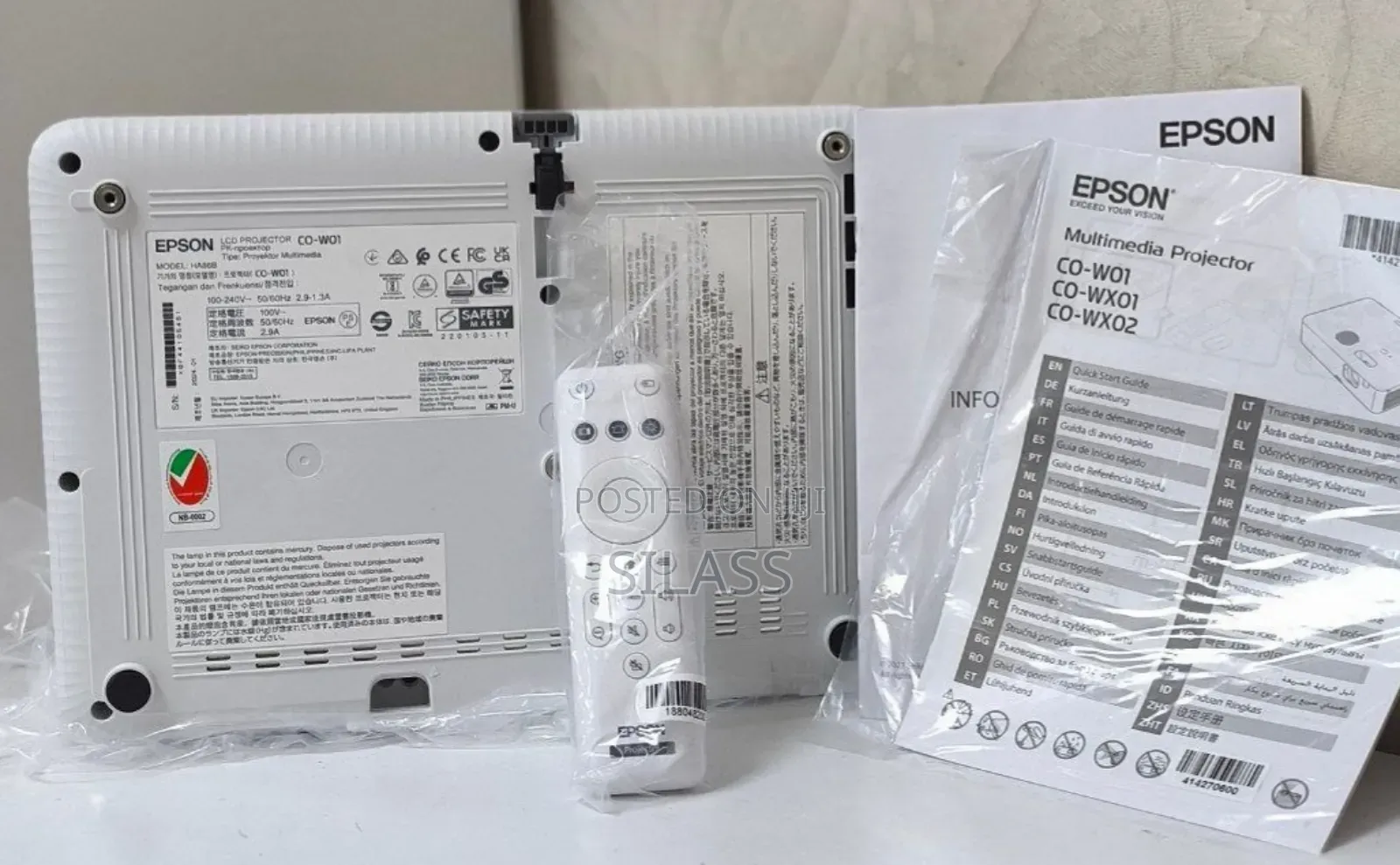 Brand New Epson Projector CO-W01 With Manual and Remote