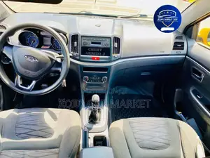 Chery Arrizo 3 1.5 FWD 2020