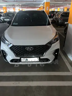 Photo - Hyundai Tucson Ultimate FWD 2020 White