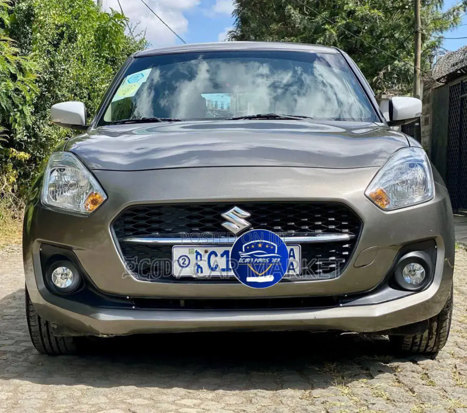 Suzuki Swift 2022 Gray