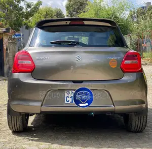 Suzuki Swift 2022 Gray