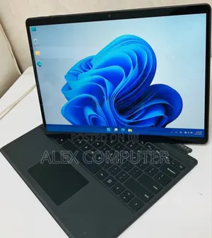 New Laptop Microsoft Surface Pro 9 16GB Intel Core I5 SSD 256GB