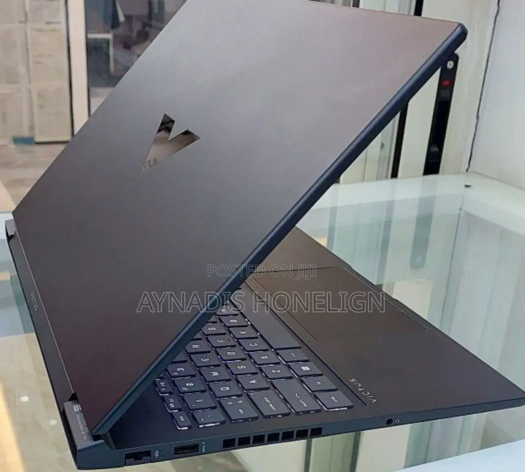 New Laptop HP Omen 16 16GB AMD Ryzen 7 SSD 1T