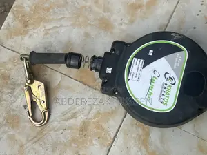 Fall Arrest Retractanle Type