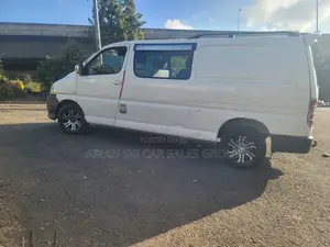 Toyota HiAce 2011 White