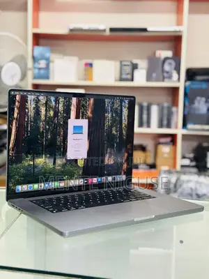 New Laptop Apple MacBook Pro 2021 M1 16GB Apple M1 Pro SSD 512GB