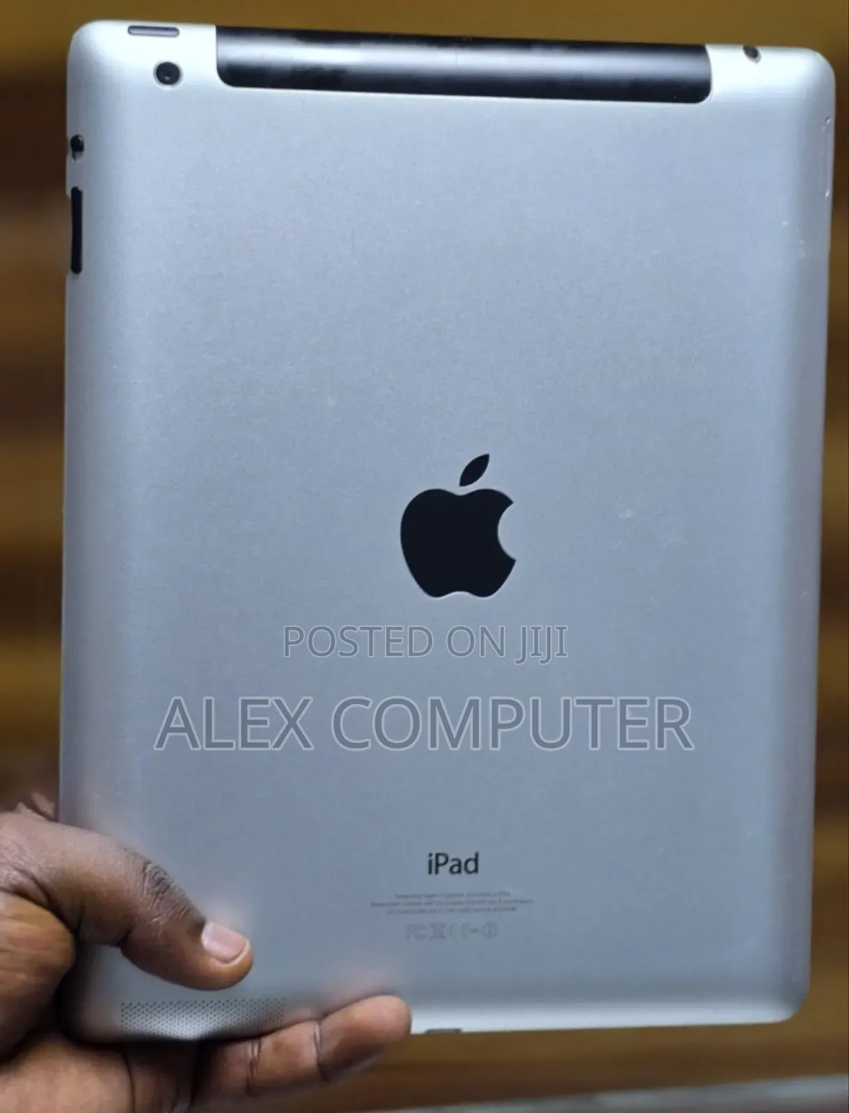 New Apple iPad 9.7 4 GB Silver