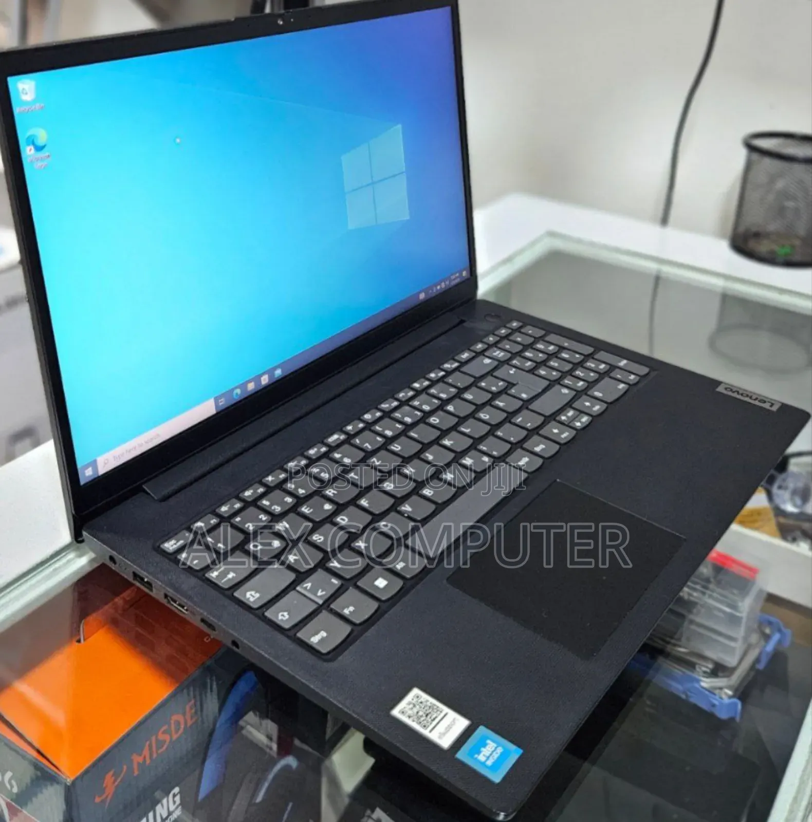 New Laptop Lenovo IdeaPad 330 8GB Intel Pentium SSD 256GB