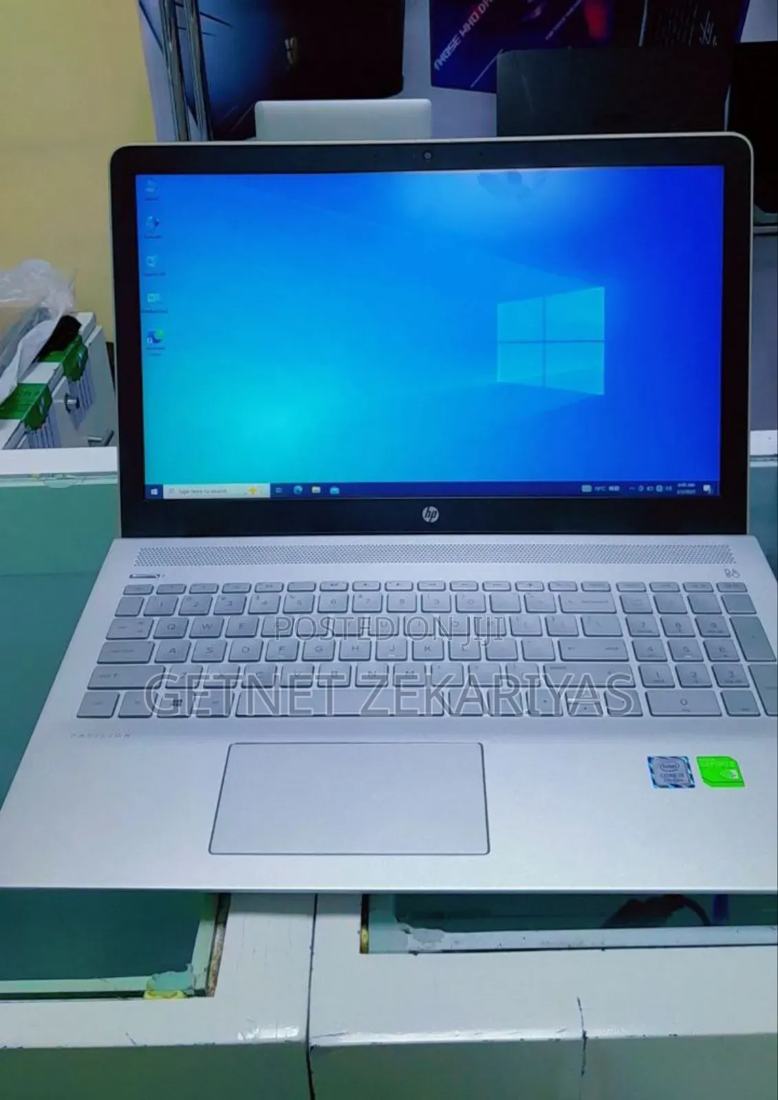 New Laptop HP Pavilion 15 8GB Intel Core I5 SSD 128GB