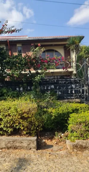 6bdrm House in Ayat Zone, G+1 House, Bole for sale