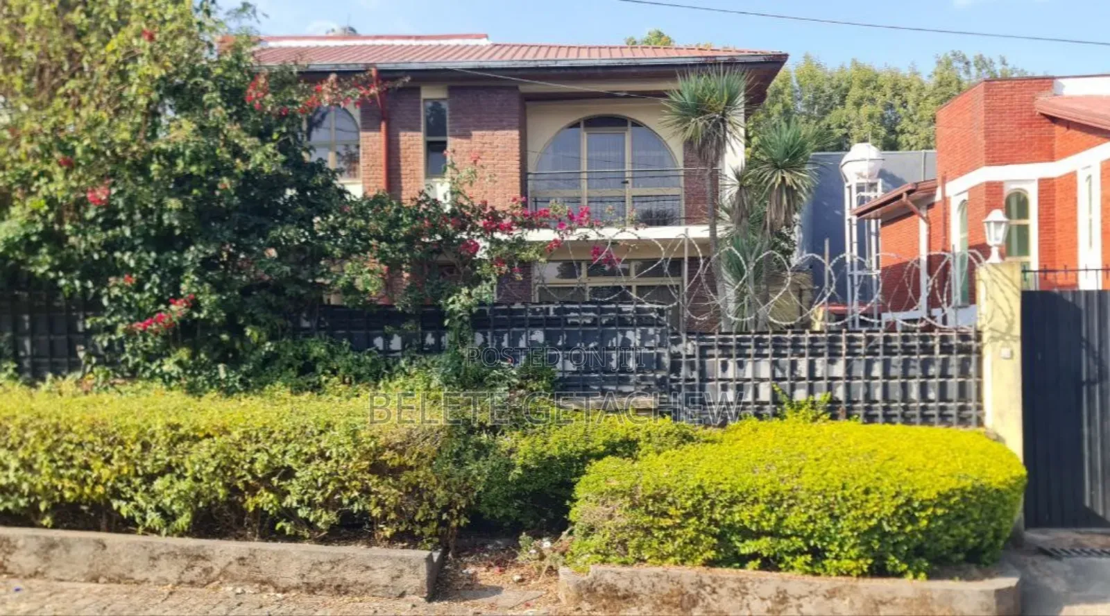 6bdrm House in Ayat Zone, G+1 House, Bole for sale