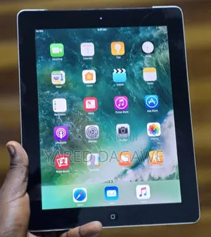 New Apple iPad 3 Wi-Fi + Cellular 16 GB Silver