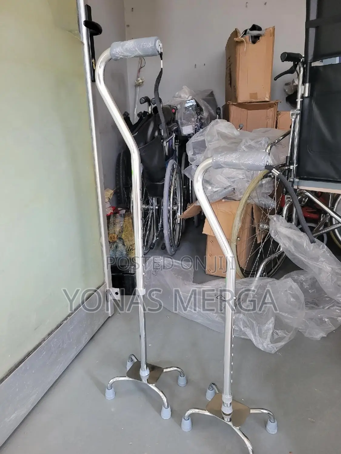 Four-Legged Crutches-006 Walking Stick