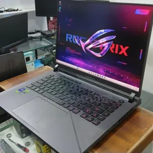 New Laptop Asus ROG Strix G15 32GB Intel Core I9 SSD 1T