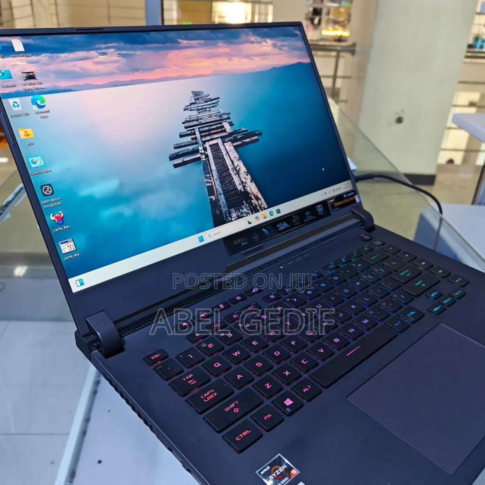 New Laptop Asus ROG Strix G15 32GB AMD Ryzen 9 SSD 1T