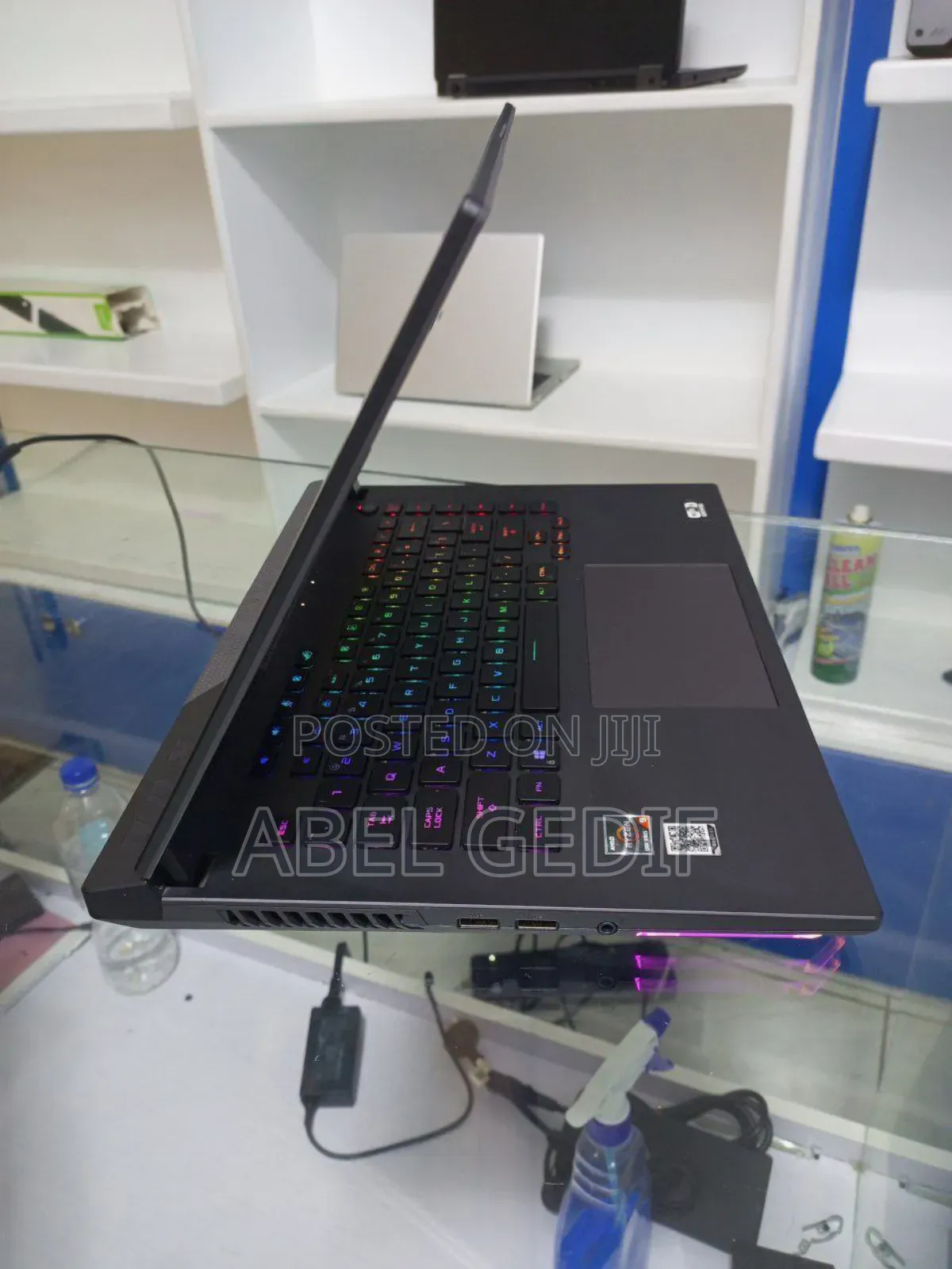 New Laptop Asus ROG Strix G15 32GB AMD Ryzen 9 SSD 512GB