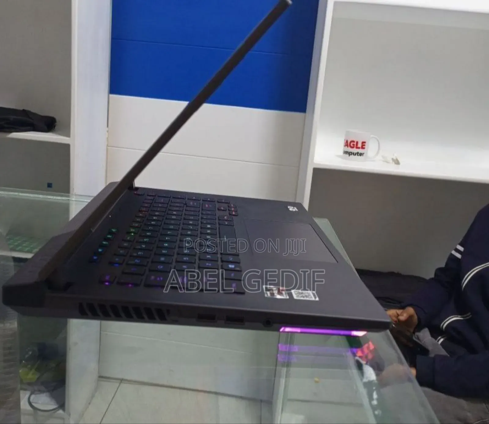 New Laptop Asus ROG Strix G15 32GB AMD Ryzen 9 SSD 512GB