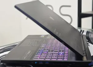 New Laptop Acer Predator Helios Neo 16 24GB Intel Core I7 SSD 1T